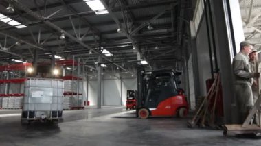 bitki atölyeden sürüş forklift 
