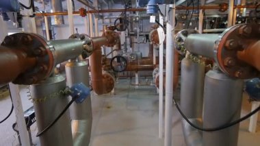 büyük boru yapılar cihazlar ile