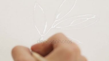 Kazan, Tataristan/Rusya - 20 Aralık 2016: Makro yetenekli kişi gaz kurumsal logo kontur ıslak kalın fırça ile beyaz kağıt üzerinde 20 Aralık kazan çizer