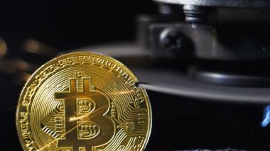 Altın bitcoins modeli