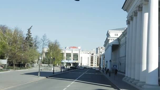 타타르 러시아 2017 슬로우 카메라 Universitetskaya 주립대 거리를 오른쪽에 카잔에서 — 비디오