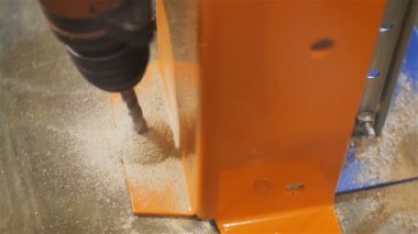 closeup üst görünümü alt matkaplar bolthole inşaat beton zemin ile güçlendirilmesi için güçlü bir araç ile