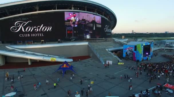 Kazan Tatarstan Rusland November 2017 Drone Vliegt Boven Fans Nemen — Stockvideo