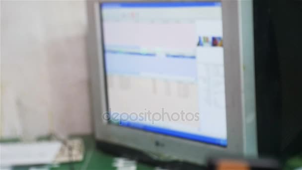 Kazan Tataristan Rusya Ekim 2017 Ağır Çekim Kamera Bilgisayar Monitörü — Stok video