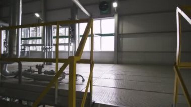 metal konstrüksiyon ile büyük fabrika atölye
