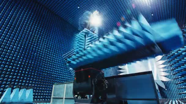 Automatic machine robot operates in acoustic chamber — Stock Video