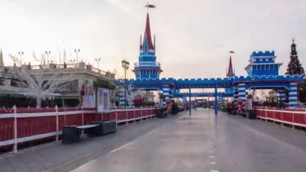 Parque da cidade do divertimento e dia dá lugar à timelapse da noite — Vídeo de Stock
