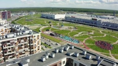 İkamet bölgesinden parktaki patenci yarışmasına hareket