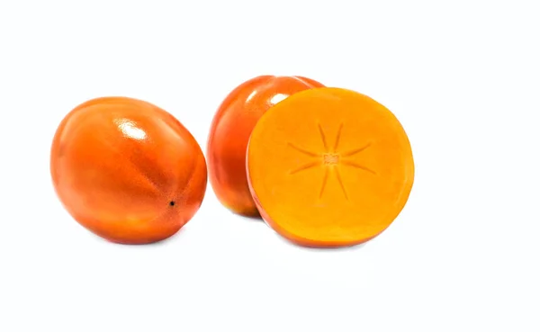 Verse persimmon geïsoleerd op witte achtergrond — Stockfoto