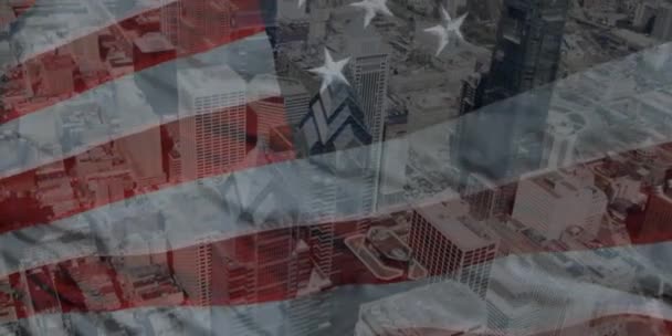 Amerikan rüzgarda sallayarak cüruf — Stok video