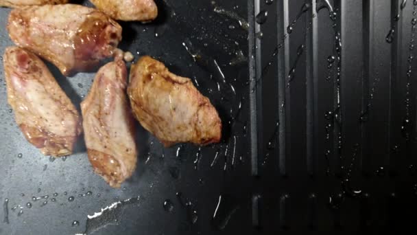 Chef Lays Chicken Wings Surface Hot Gril — ストック動画