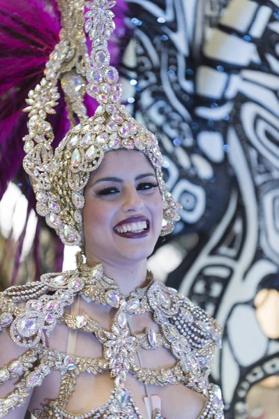 TENERIFE, 28 FÉVRIER : Personnages et groupes du carnaval — Photo