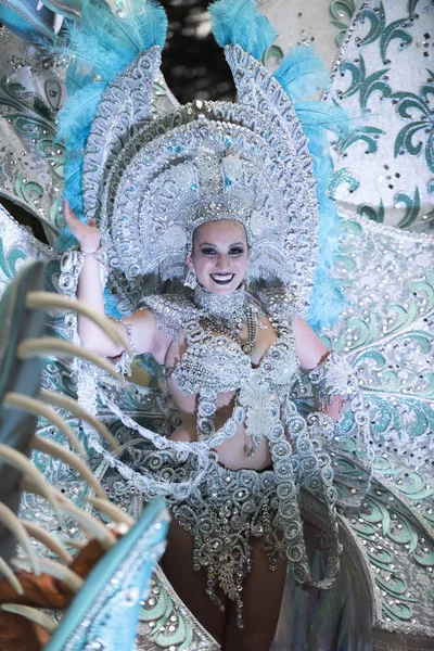 Tenerife, 28 Şubat: Karakter ve gruplar karnaval