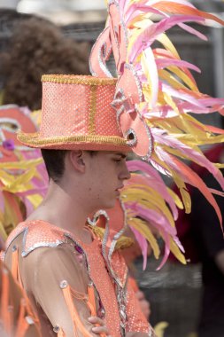 Tenerife, Mart 05: Karakter ve gruplar karnaval