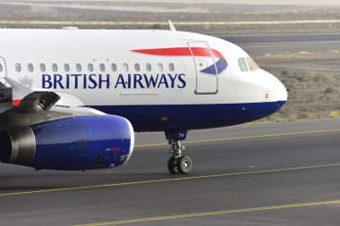 Tenerife 17 Temmuz: uçak iniş. 17 Temmuz 2017 Tenerife (Kanarya