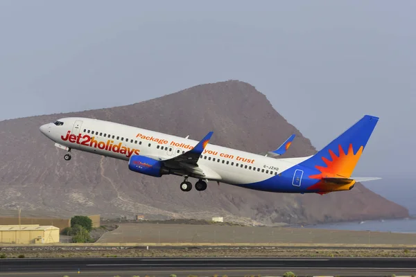 TENERIFE JULHO 17: Avião para aterrar. Julho 17, 2017, Tenerife (Canário — Fotografia de Stock