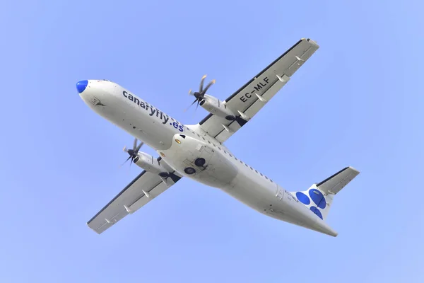 TENERIFE 18 DE JULIO: Aterrizaje en avión, 18 de julio de 2017, Tenerife (Canarias — Foto de Stock