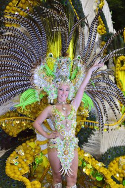 Tenerife, 13 Şubat, karakterler ve karnaval gruplarında.