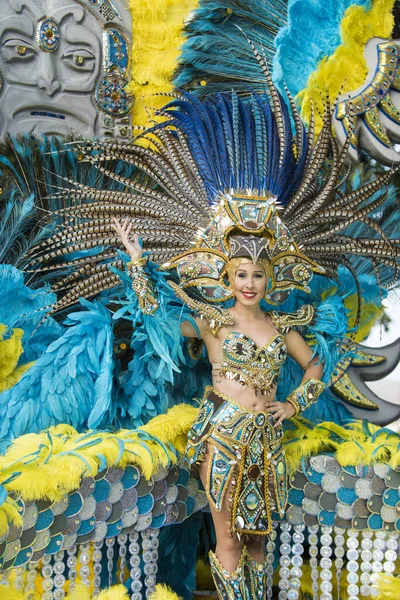 Tenerife Espanha Fevereiro 2020 Festival Carnaval Nas Ruas Santa Cruz — Fotografia de Stock