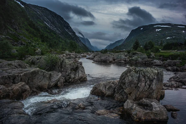 Río Salvaje en Noruega — Foto de Stock