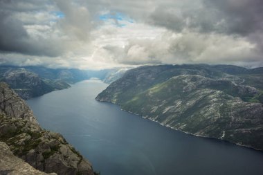 fiyort preikenstolen Norveç Milli Parkı içinde