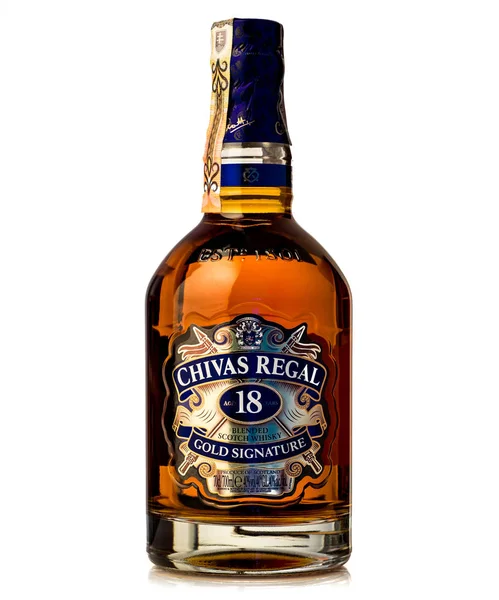 Eighteen years old blended  malt scotch whisky chivas regel — Stock Photo, Image