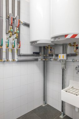 Kazan su ısıtıcı, borulama sistemi için