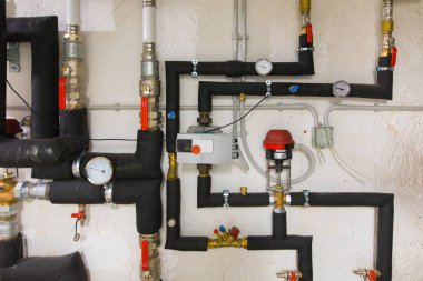 Değişken hız Inline pompalar ile kırmızı düğme