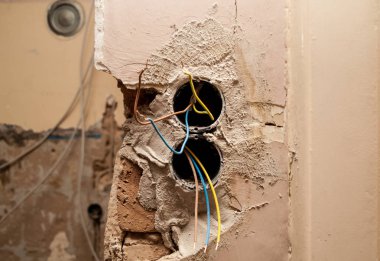 Düz yenileme, dizeleri iç tesislerinin elektrikçi 