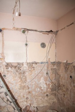 Düz yenileme, dizeleri iç tesislerinin elektrikçi 