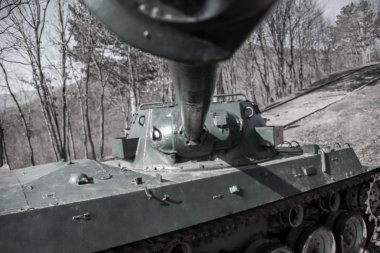 Topçu savaş, kasaba, tüp noktası konumunu bombardımanı tank