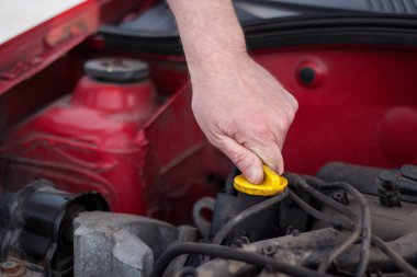 Hood için otomobilin yükseltilmiş ana algılar bir başarısızlık, 