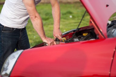 Arızalı Araba, asıl çöp sürücü can pr dener