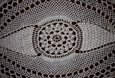 El yapımı, beyaz tığ işi, nakış, ahşap zemin, sanat