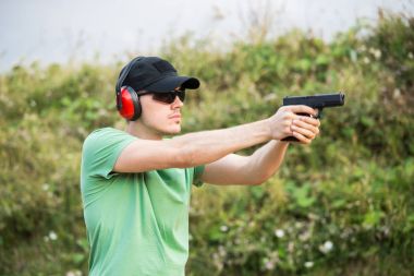 Özel kuvvet polis asker askeri ordu kampından istedi