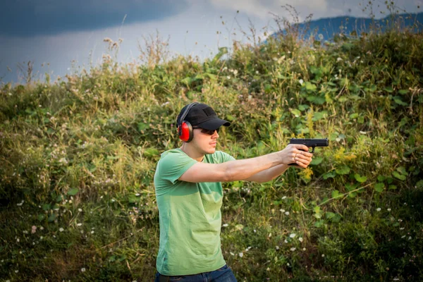 Genç ve profesyonel askeri kamp özel kuvvetler için satılan