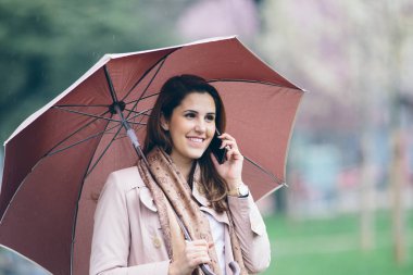 Evet ve yürüyen kız