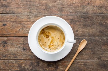 Kahve Saati, ahşap masa, kahve molası zamanında anında beyaz kahve 