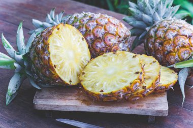 ahşap masa, picec ananas ananas meyve meyve, tatlı meyve sağlıklı