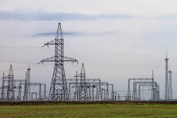 High voltage electric lines — Stock Photo, Image