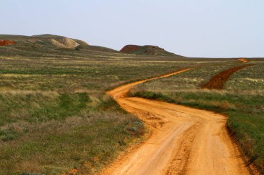 Köy yolunda, kırsal bozkır yatay