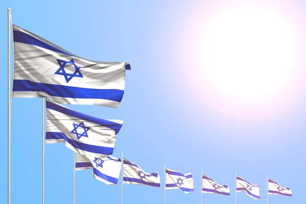 꽤 많은 이스라엘 사람들이 당신의 텍스트를 위한 장소와 함께 푸른 하늘에 대각선 깃발을 배치 - 어떤 경우에 깃발 3D 일러스트. — 스톡 사진