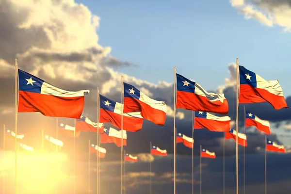 Muchas banderas de Chile en la puesta de sol colocadas en fila con enfoque suave y lugar para su contenido - cualquier ilustración 3d bandera de vacaciones —  Fotos de Stock
