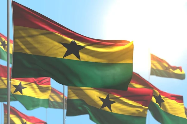 Ziemlich Viele Ghana Fahnen Wehen Gegen Den Blauen Himmel Foto — Stockfoto