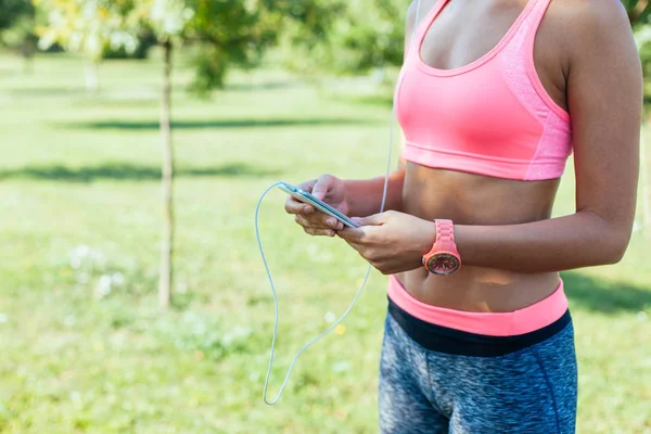 Runner kadın müzik dinleme