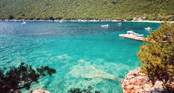 Deniz görünümü Zanjic beach Yarımadası Lustica Adriyatik Denizi Karadağ