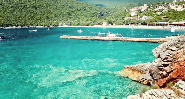 Deniz görünümü Zanjic beach Yarımadası Lustica Adriyatik Denizi Karadağ