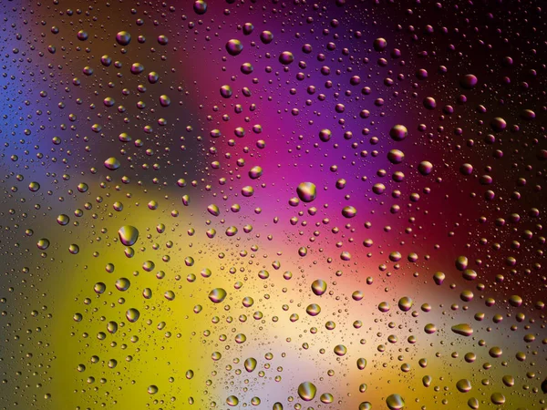 Acqua gocce colore sfondo pioggia spazio arcobaleno . — Foto Stock