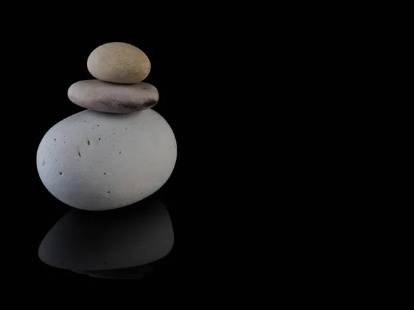 Zen stones klidu skal všímavosti Spa v zásobníku — Stock fotografie