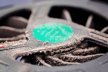 Kir ile Cpu ve Pc bilgisayar ya da laptop tamir önce hizmet ofisinde fan soğutucu